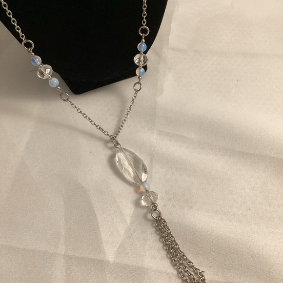 Long silver tone metallic necklace with translucent acrylic beads - Picture 2 of 5